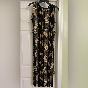 Sag Harbor Black and Gold Floral Maxi Dress